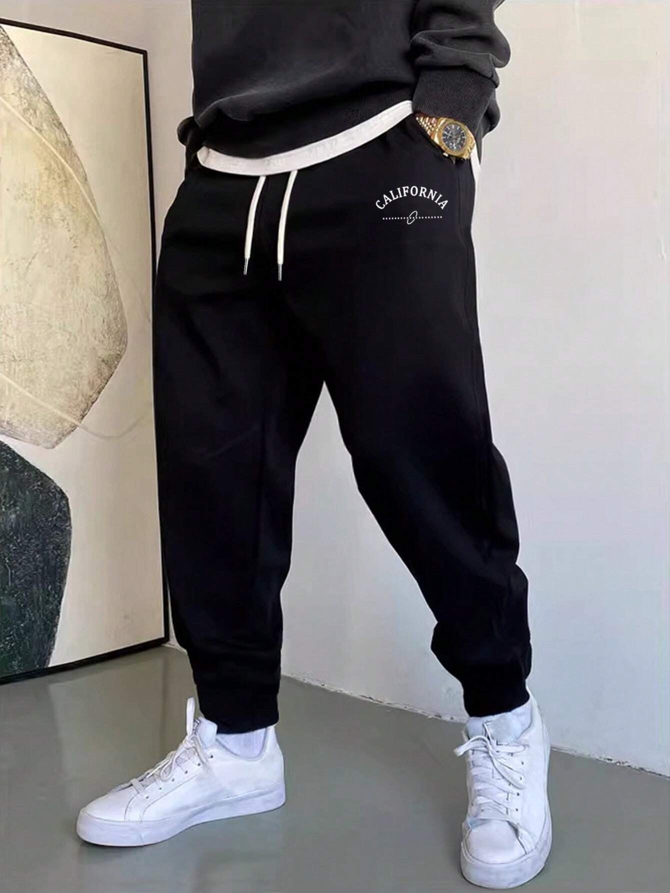 Manfinity Hypemode Men Letter Graphic Drawstring Waist Sweatpants
