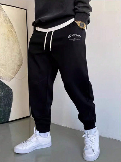 Manfinity Hypemode Men Letter Graphic Drawstring Waist Sweatpants